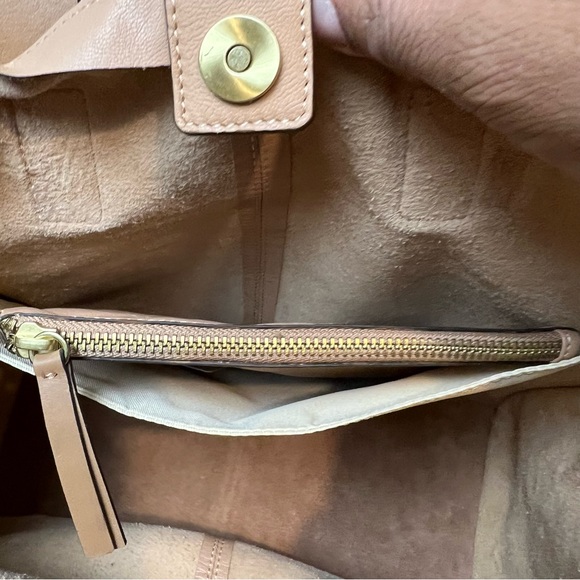 Lucky Brand Dina Leather Tote Bag - Picture 10 of 12